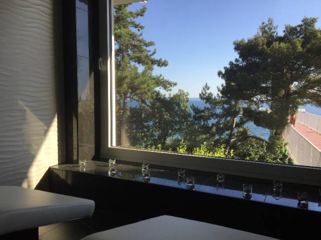 Sauna vista mare<br>
Sauna with seaview<br>
Sauna mit Meerblick
